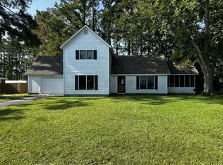604 Sherwood Dr, Nashville, GA 31639
