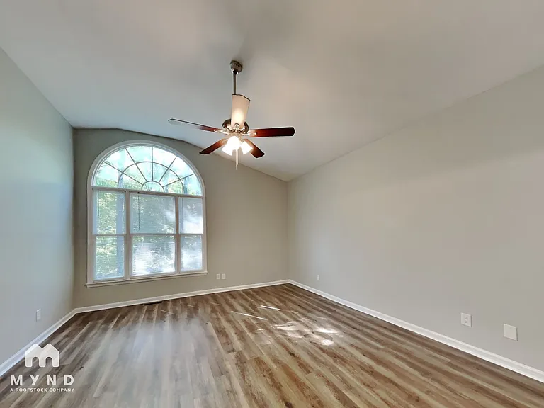 523 Rockvale Ct — Photo 24