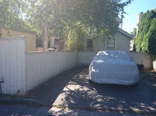 2410 W Lynn St, Seattle, WA 98199