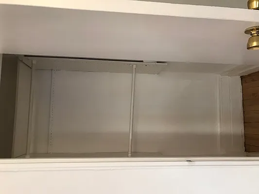 Rented by Michael Apfelbaum, LREB | media 16