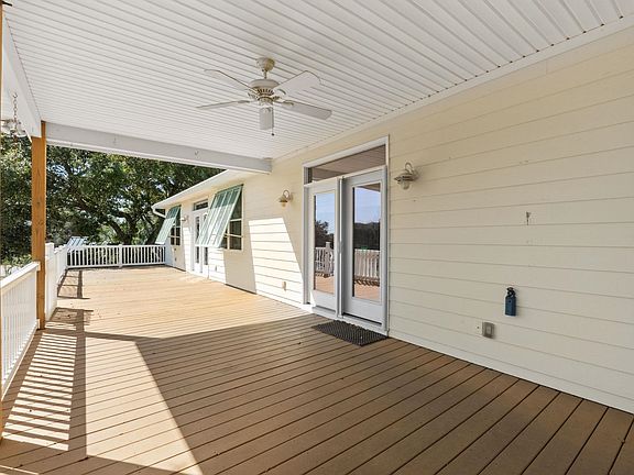 4th image of 3926 Flagg St.