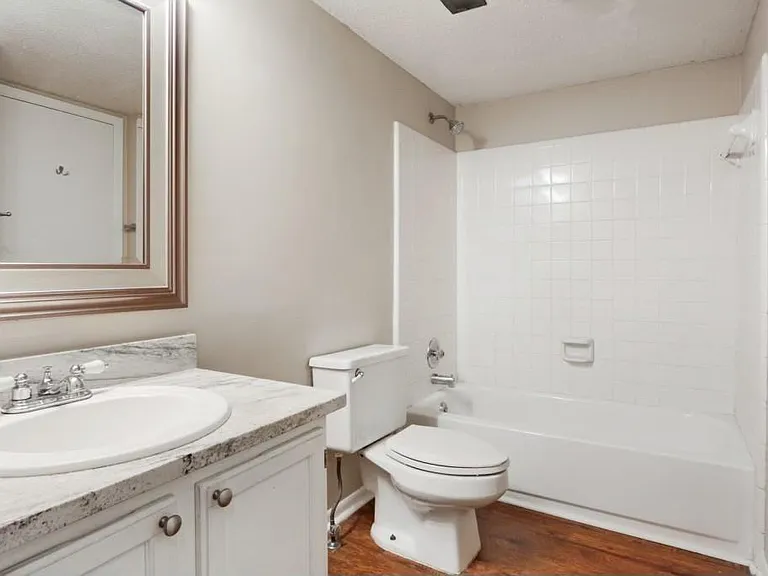 52 Arbor End SE — Photo 8