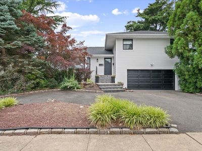 47 Winthrop Road, Plainview, NY, 11803