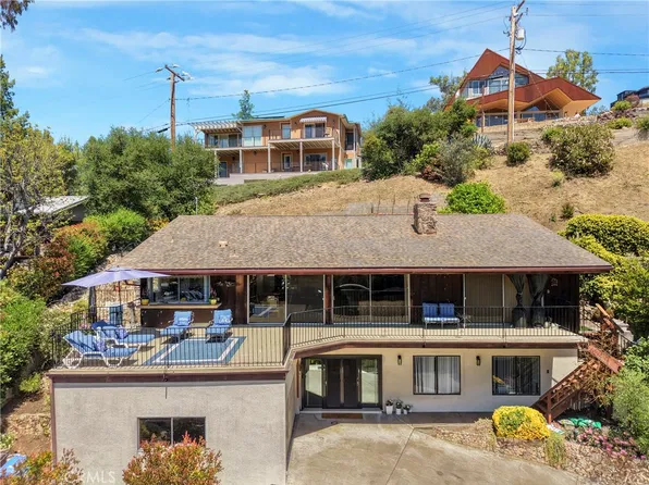2232 Lakeshore Dr, Agoura Hills, CA 91301