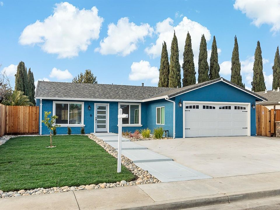 2nd image of 2765 Cramer Cir