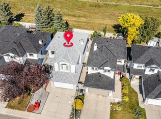 120 S Hidden Ranch Cres NW, Calgary, AB T3A 5W4