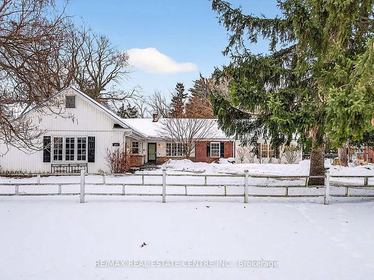 582 Cedar Ave — Photo 7