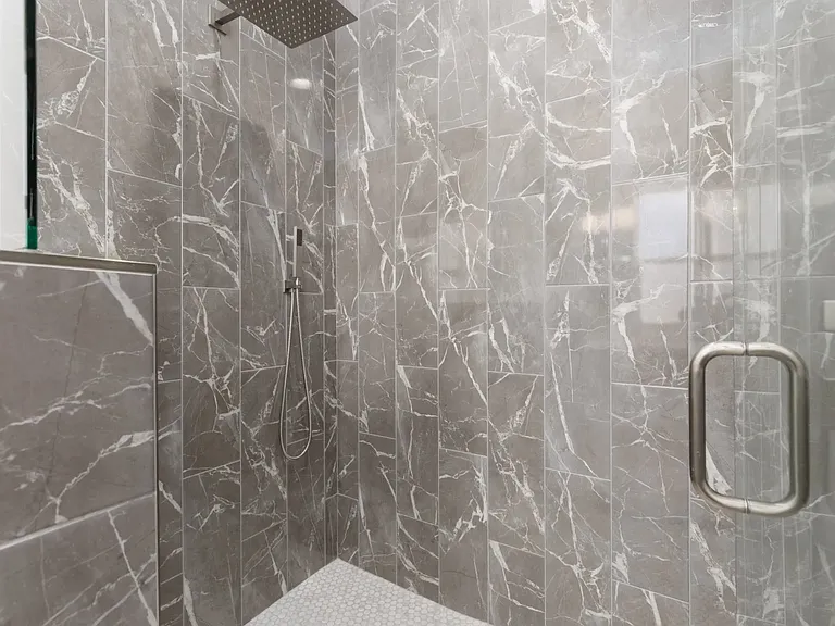 419 S 2250 W — Photo 21