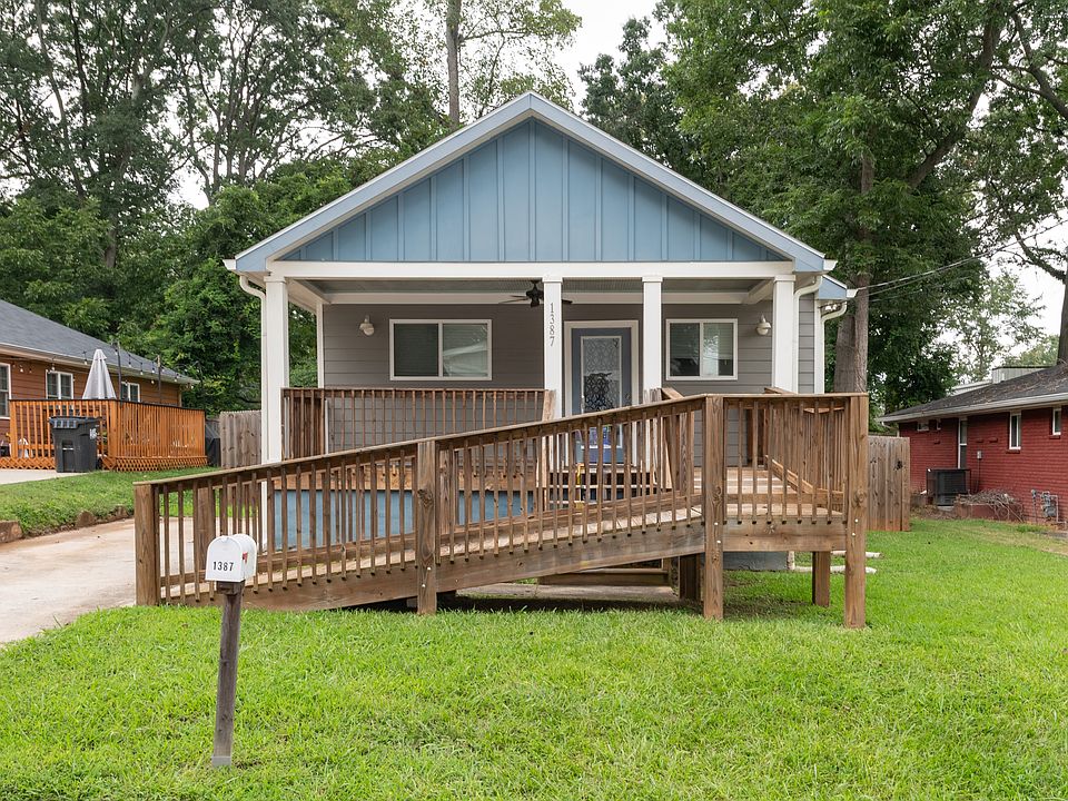 East Point Atlanta Rental Home 3BR/2BA