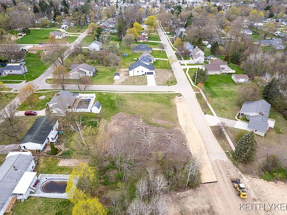 5th image of 60 Ann St NE Lot 37