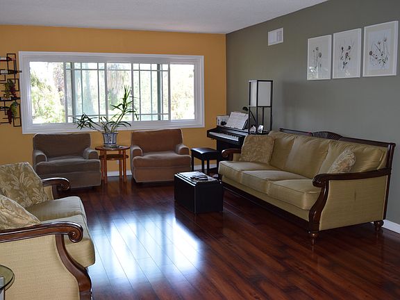 5th image of 415 Alta Vista Ave