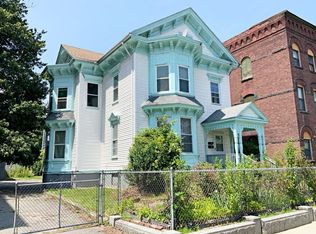 187 Chestnut St, Holyoke, MA 01040