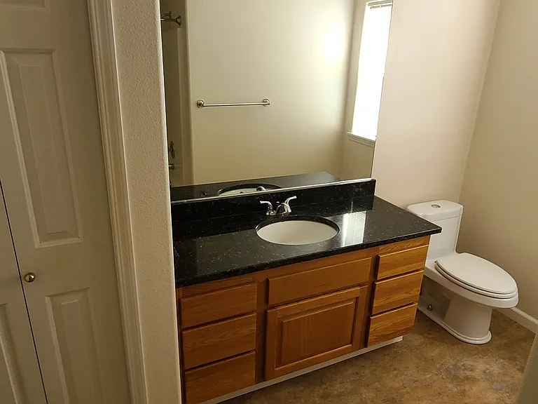 5104 NE 68th Ave — Photo 21