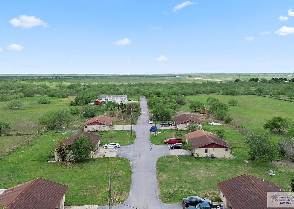 1st image of 121 Melon Dr