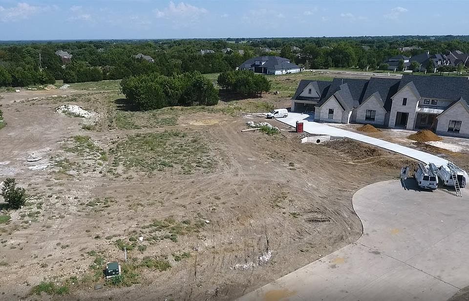 1st image of 920 Harbour Oaks Ct Lot 8
