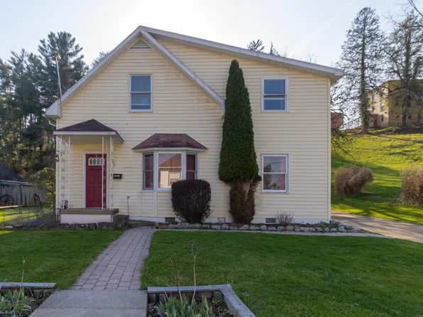 1 Pinnell St, Buckhannon, WV 26201