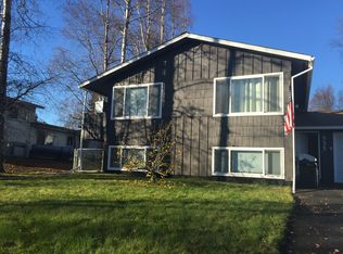935 Lancaster Dr, Anchorage, AK 99503