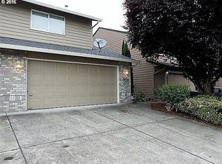 9016 NE Lewis Dr, Vancouver, WA 98662