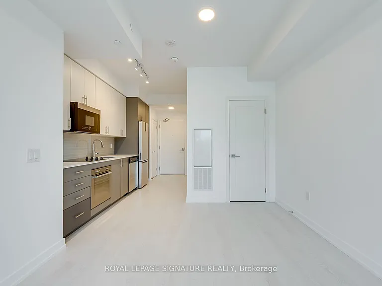 415 Main St W #417 — Photo 15