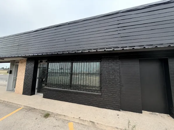 1705 W Beauregard Ave #1, San Angelo, TX 76901