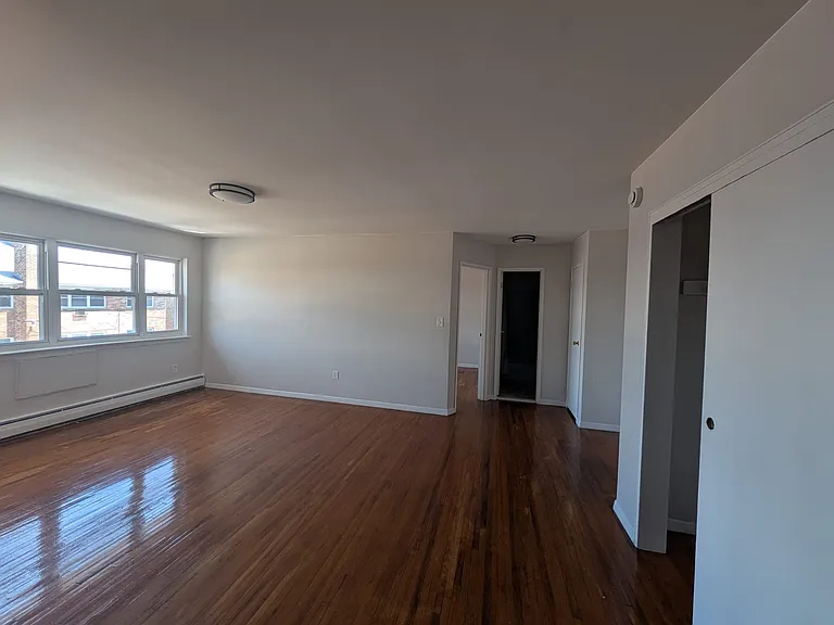 450 Lincoln Ave #C2 — Photo 4