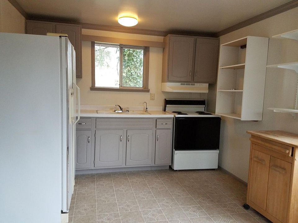 2nd image of 319 Linda Ave