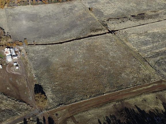3rd image of 15670 North Road