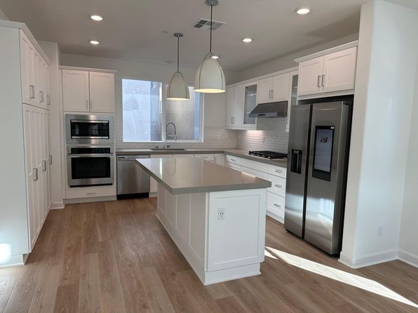 8103 Rose Quartz Cir