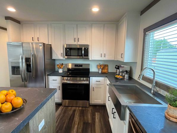 1800 Oak Grove Rd E #41, Burleson, TX 76028