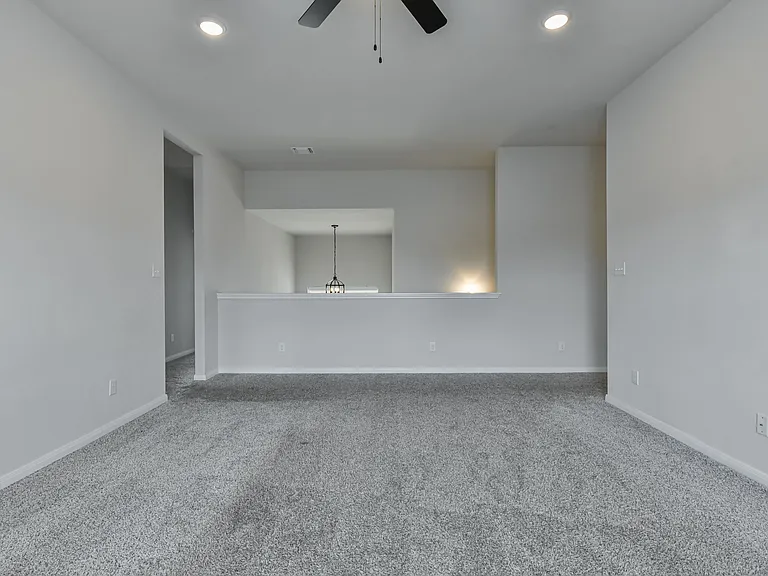 6306 Golden Gate Dr — Photo 37