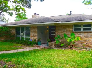 9319 Braes Bayou Dr, Houston, TX 77074