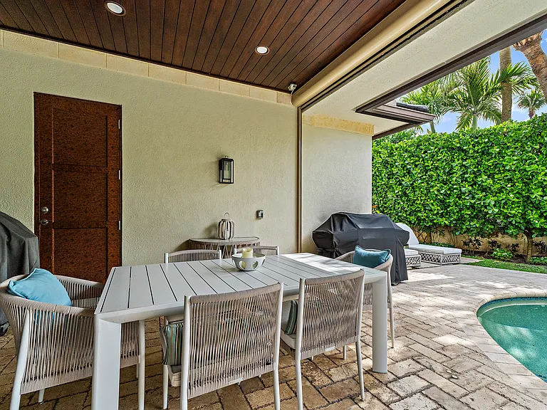 58 Colony Rd — Photo 31