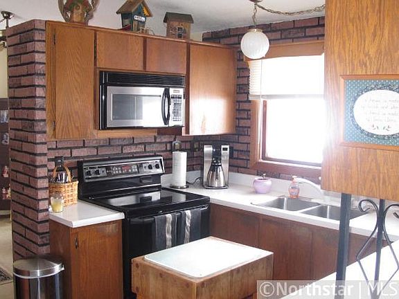 3rd image of 1050 Shady Pine Ln SW