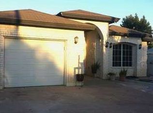 415 N Texas Ave, Laredo, TX 78043