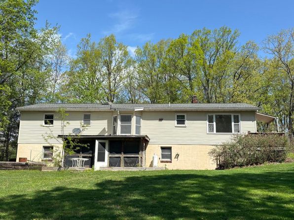 164 Dogwood Ln, Williamsport, PA 17701