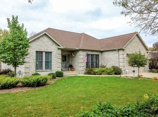 647 Fairway Cir, Jefferson, WI 53549