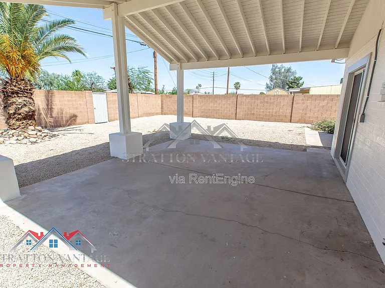 2912 W Butler Dr — Photo 33