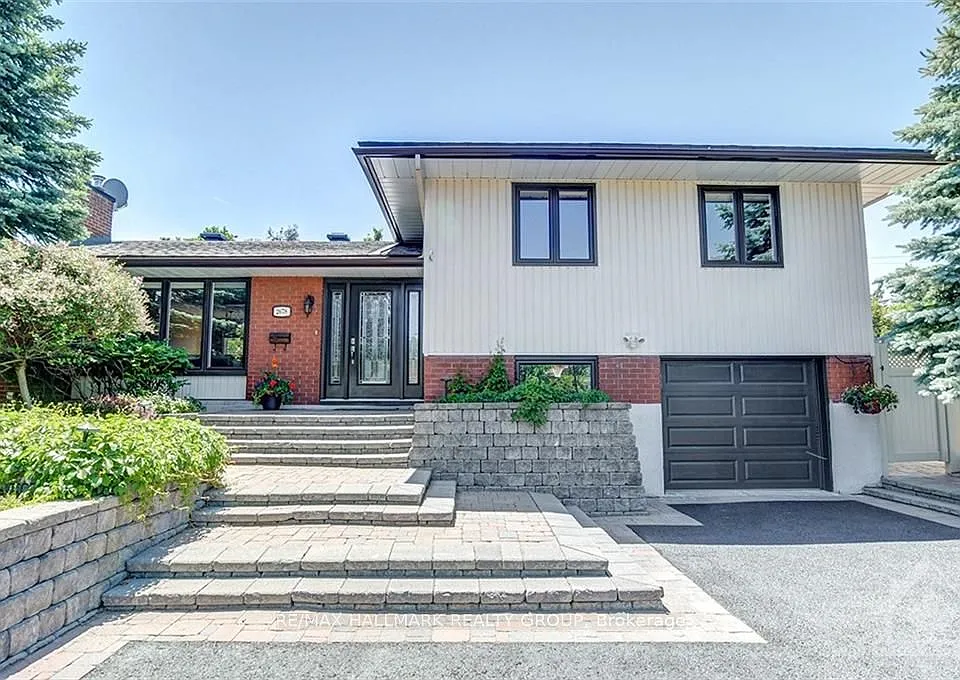 2678 Ulster Cres