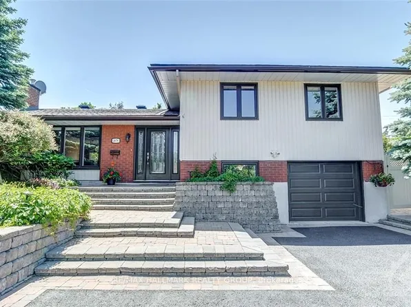 2678 Ulster Cres, Ottawa, ON K1V 8J6