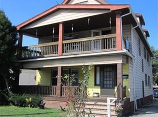 1788 S Taylor Rd, Cleveland Heights, OH 44118