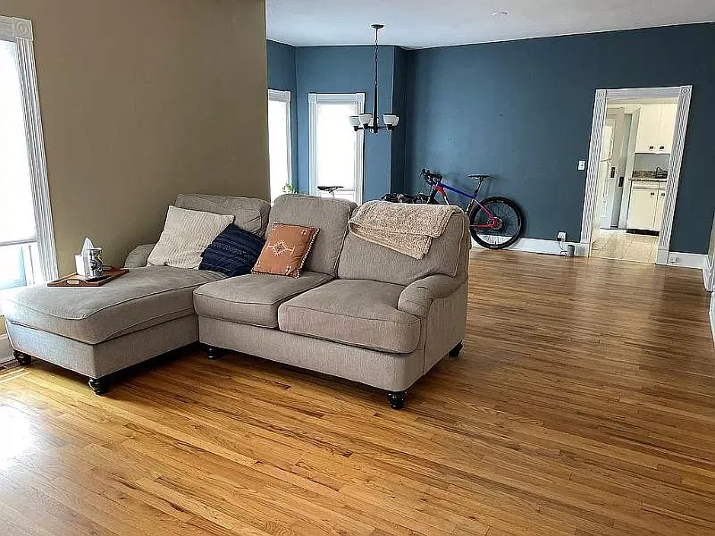 2 bed, 954 sqft, $2,400 — Photo 3