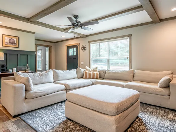 4501 Rhea Rd, Granbury, TX 76049