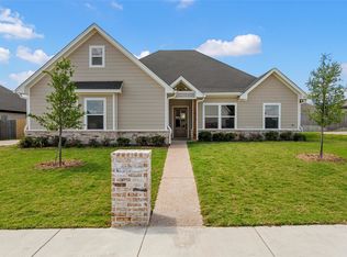 929 Northern Dancer Dr, Hewitt, TX 76643