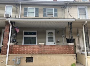 215 2nd St, Catasauqua, PA 18032