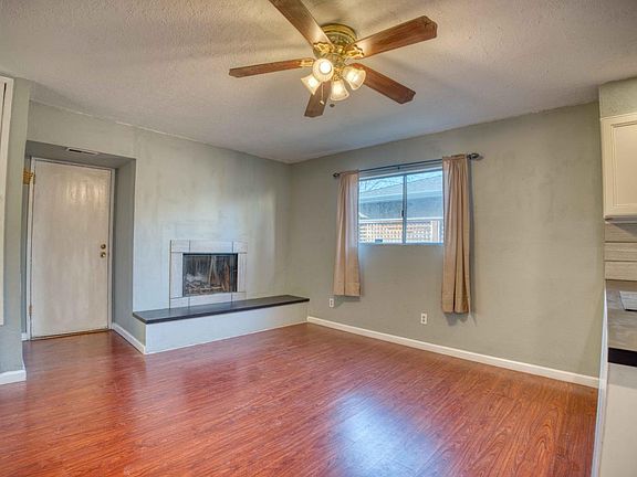 3rd image of 2150 Cooley Ave