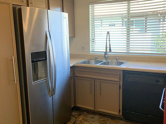 5th image of 10221 Bell Gardens Dr Unit 6