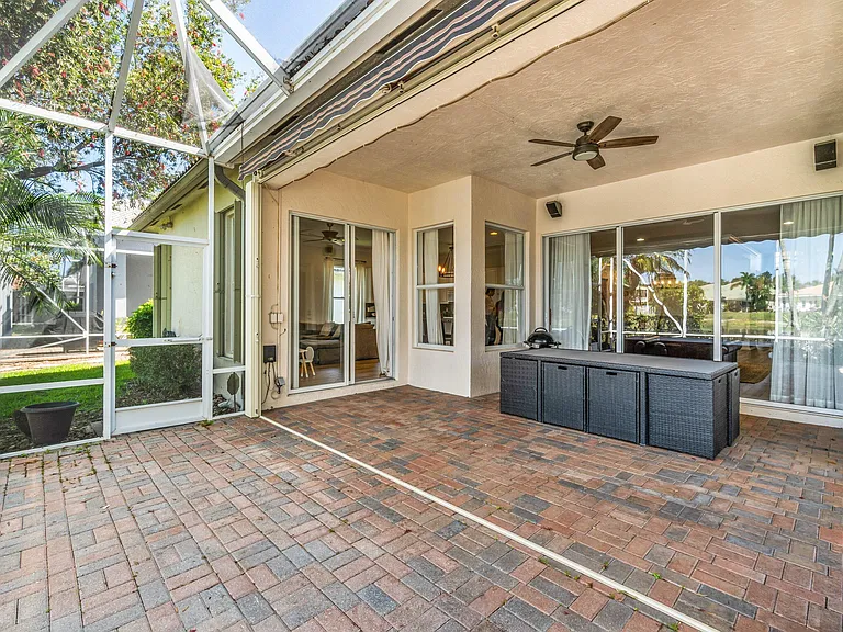 4621 Windward Cove Ln — Photo 52