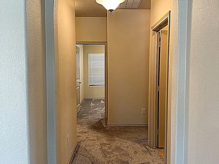 1800 Potrillo Ln — Photo 10