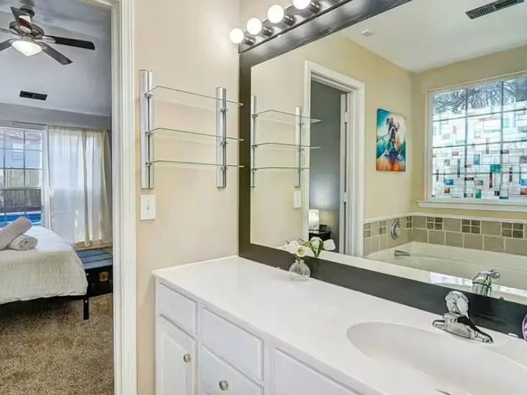 2514 Caprock Ct — Photo 15