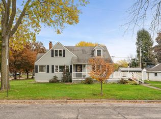 2011 Strong Ave, La Crosse, WI 54601
